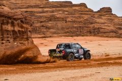 vanagas-toyota-d23-3et-1