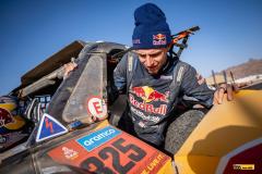 Dakar25-RBull-470