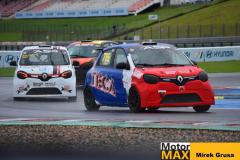 Clio-23-Most-eset-gru-13