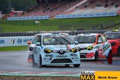 Clio-23-Most-eset-gru-15