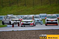 Clio-23-Most-eset-gru-16