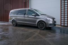 DEZENT-KE-black-Mercedes-V_imagepic05