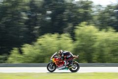 250
