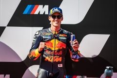 moto-gp-redbull20-111