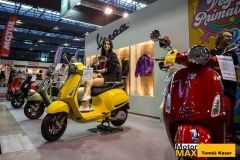 motosalon-brno18-kas-41-skutr-hostes