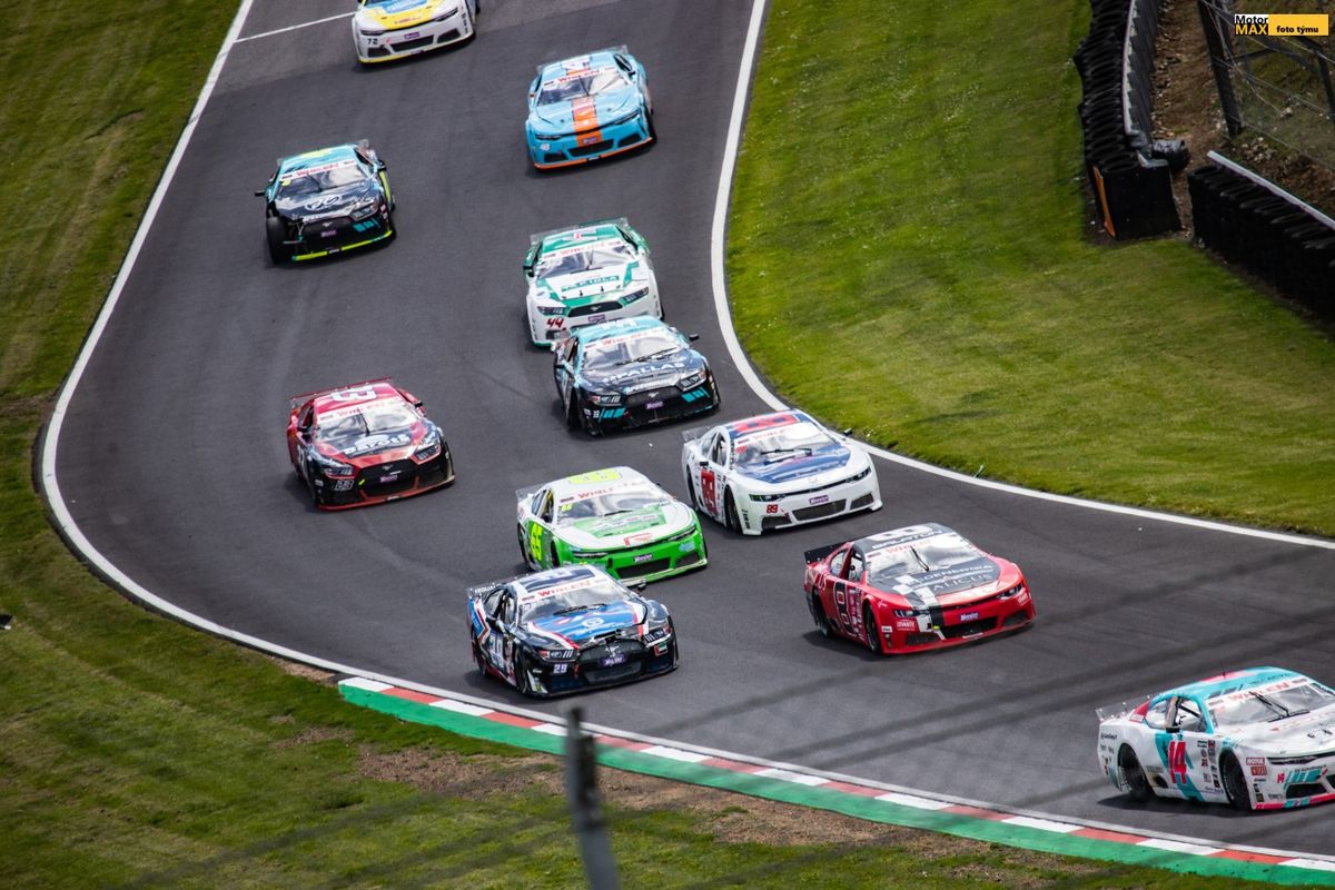 20220611_nascar_02_brands_hatch_ds_img_4219_52141359936_o