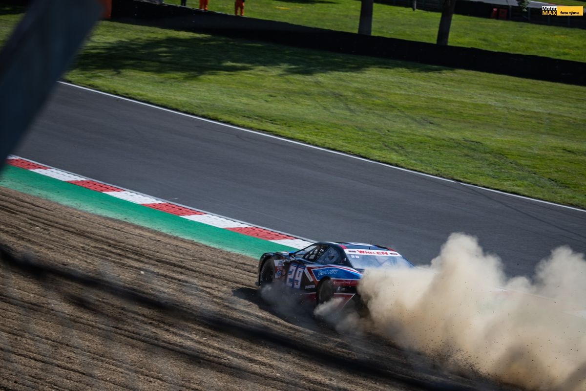 20220611_nascar_02_brands_hatch_ds_img_4533_52141365513_o