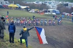 om-redhost-moto19-12