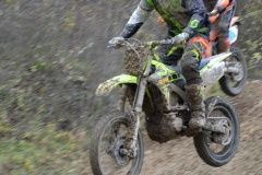 om-redhost-moto19-79