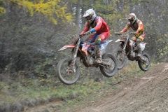om-redhost-moto19-80