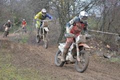 om-redhost-moto19-99