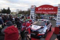 Prazsky22-kk-71-stajf-hyundai-WRC-vence