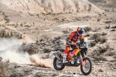 Sam-Sunderland-on-day-two