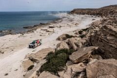 Yazeed-Al-Rajhi-won-the-final-stage-in-the-cars.