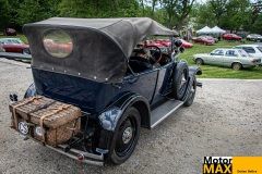 sraz-roys-bentley-lotus-54