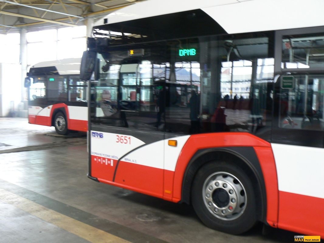 trolejbusy-DPMB-6