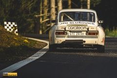 ustecka21-cern2019-3