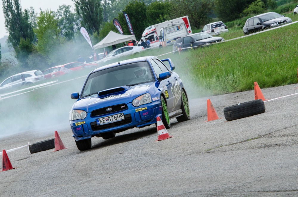 Tomáš Struckel po roce opěť vítězně na slalomu v Cesticích.