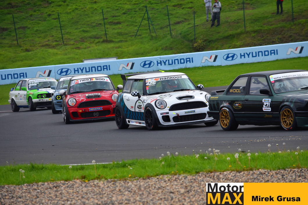 Histo Cup: Young Timer,BMW Challenge v Mostě 2022. Fotogalerie Mirek Grusa.