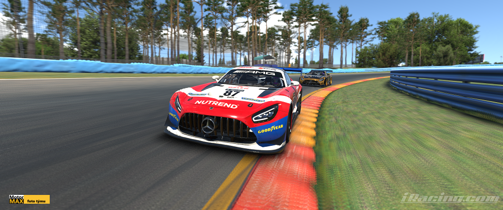 Janík-Motorsport virtuálně závodil na okruhu Watkins Glen.