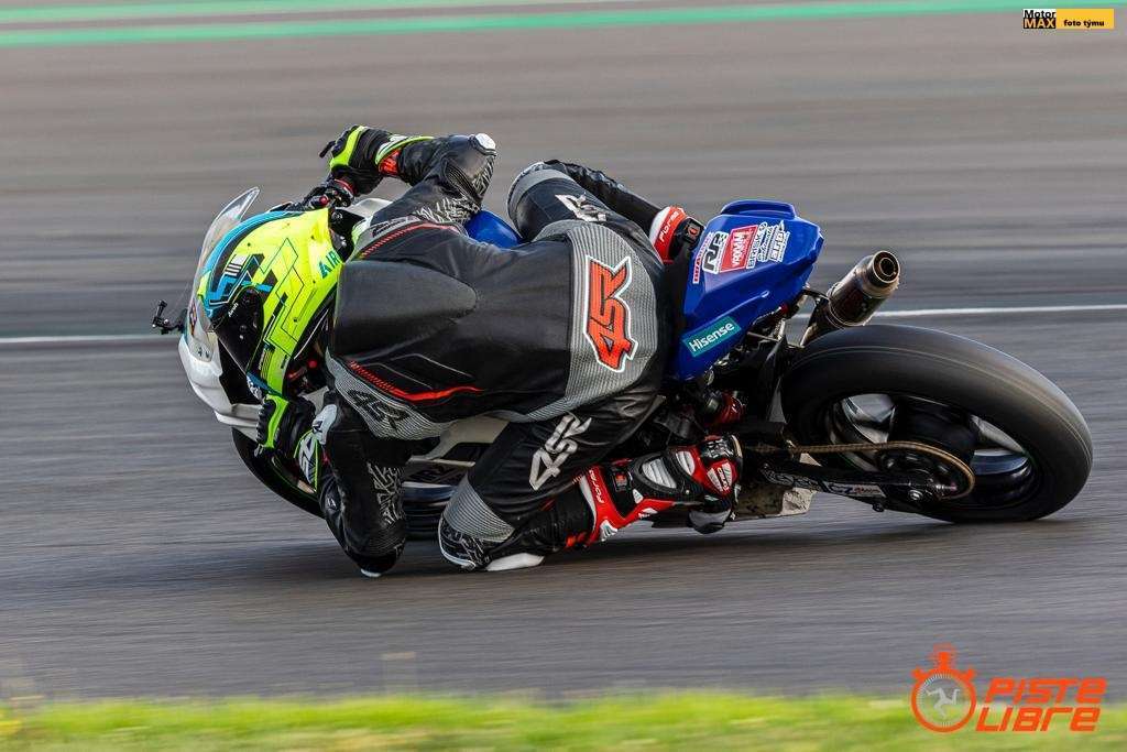 Slovák Maxim Repák pojede v barvách  Smržova týmu.