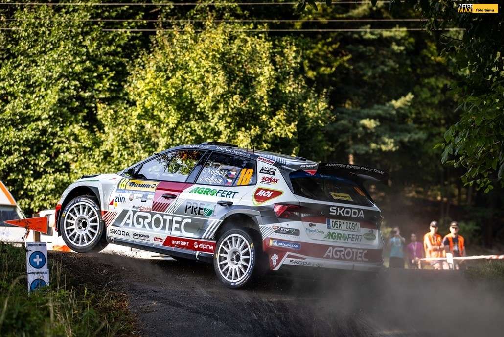 Barumka 2023: Všechny posádky dealerských týmů Škoda  v cíli.