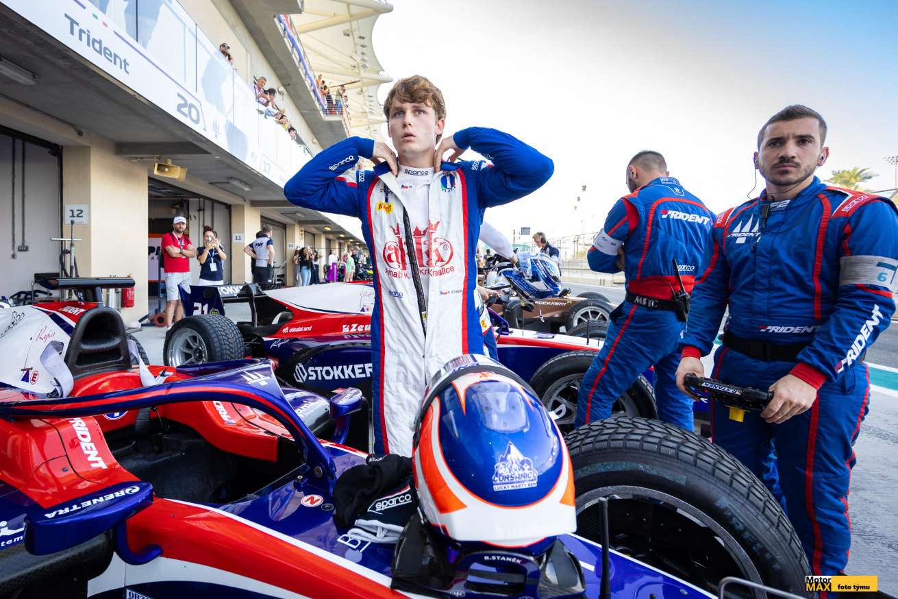 Český  jezdec Roman Staněk zůstane u týmu Trident v F2.