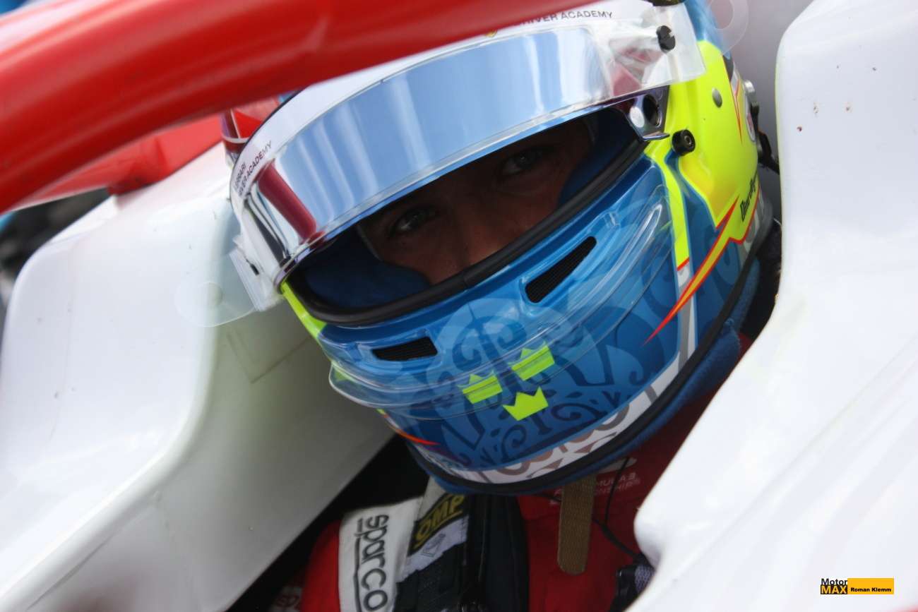 Nedělní závod F3 v Melbourne vyhrál Dino Beganovic