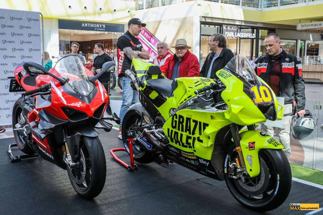 V Olympii Brno je ode dneška na výstavě Ducati i stroj MotoGP Rossiho.
