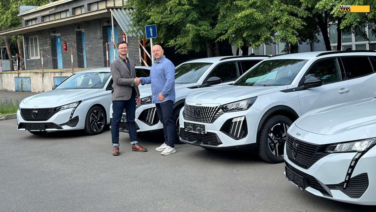 Peugeot dodá11 elektrických a plug-in hybridních vozů pro DPMP.