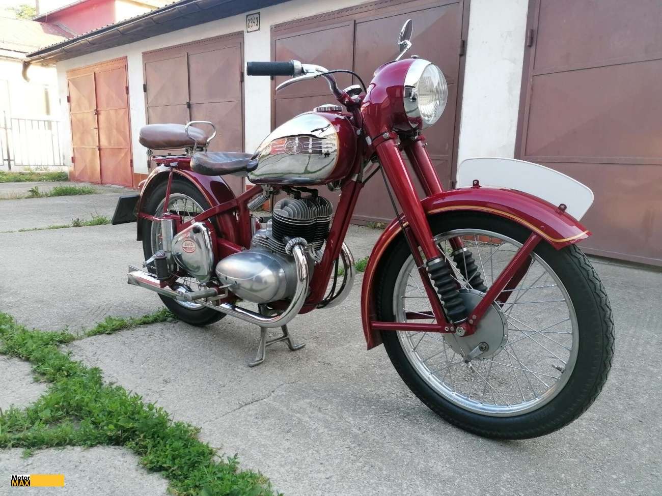 V aukci  byl motocykl JAWA Ogar 350 za více než 200 tisíc.