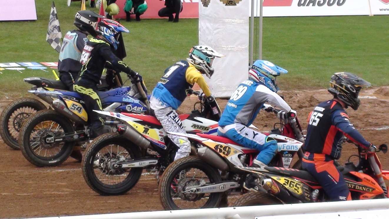 MS FIA Flat Track 2024 a Zlatá stuha 2024. Fotogalerie Pavla Jelínka.