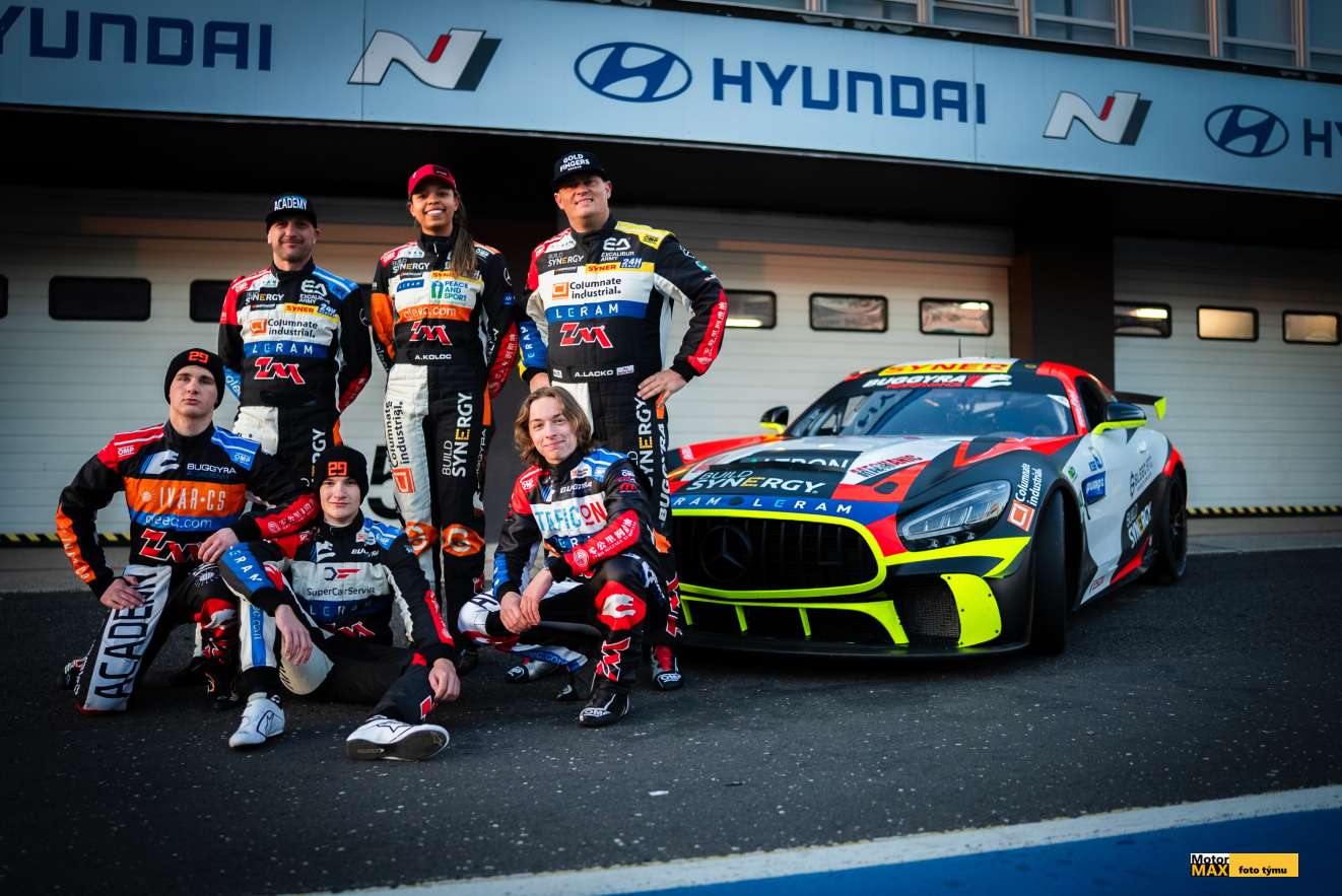 Buggyra se vrací na české okruhy a do šampionátu FIA CEZ. Lacko bude radit mladíkům.