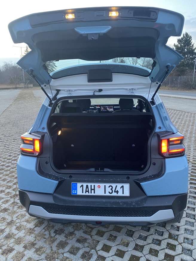 Redakční test : Nový Citroen C3, moderní nákupní taška