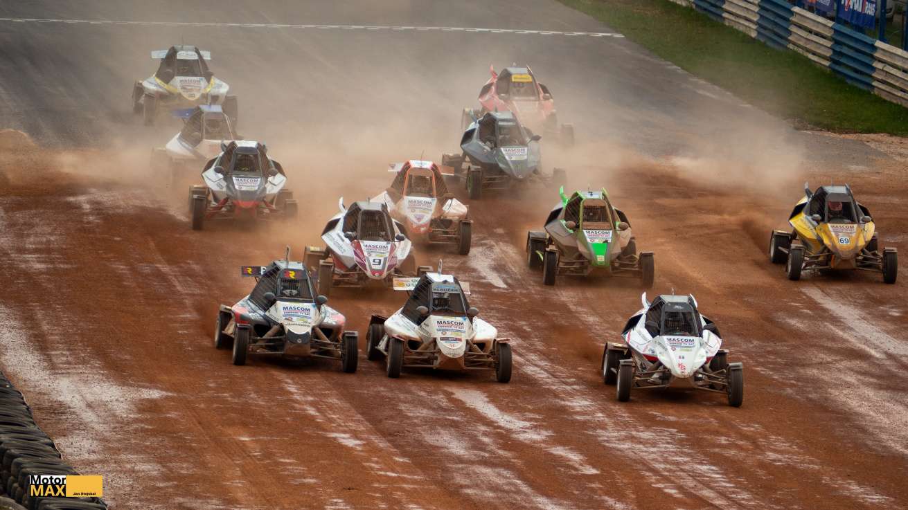 Autokross v maďarském Nyarádu 2025. Fotogalerie Jana Stejskala / 2.