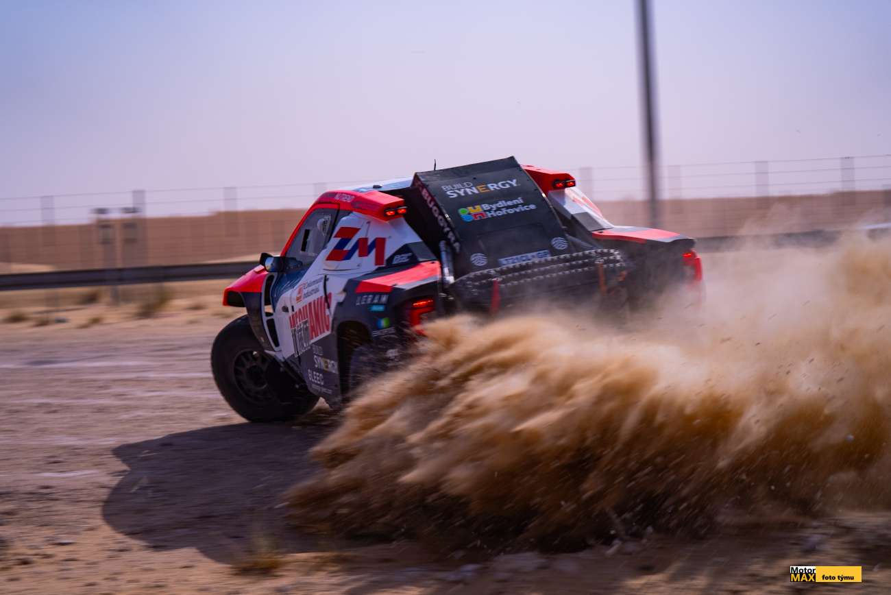 Buggyra míří na čínskou misi jménem Taklimakan Rally.