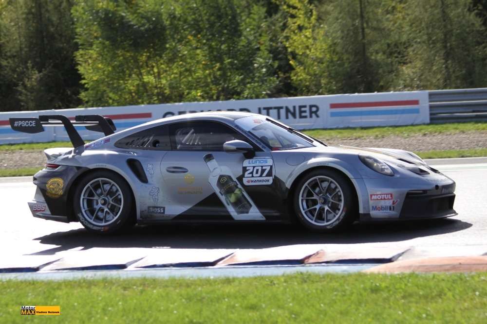 Již tuto neděli startuje 15. sezóna okruhového Carboniacupu.