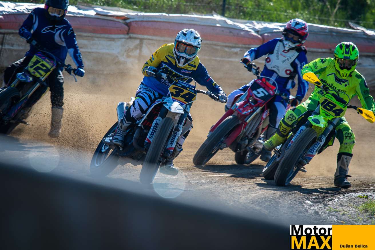 Divišov patřil o víkendu Flat Tracku. Fotogalerie Dušana Belici.