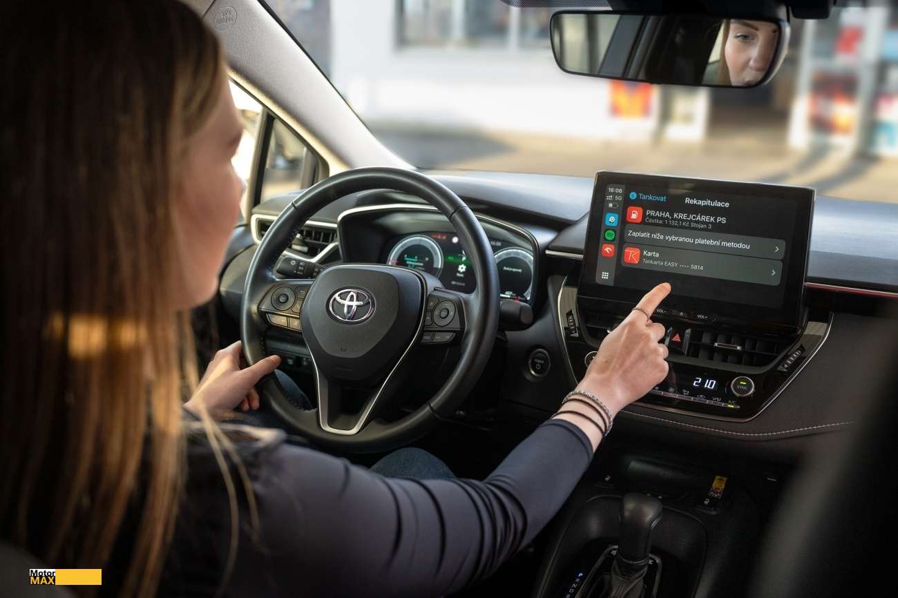 Řidiči mohou nově platit za tankování přímo z auta