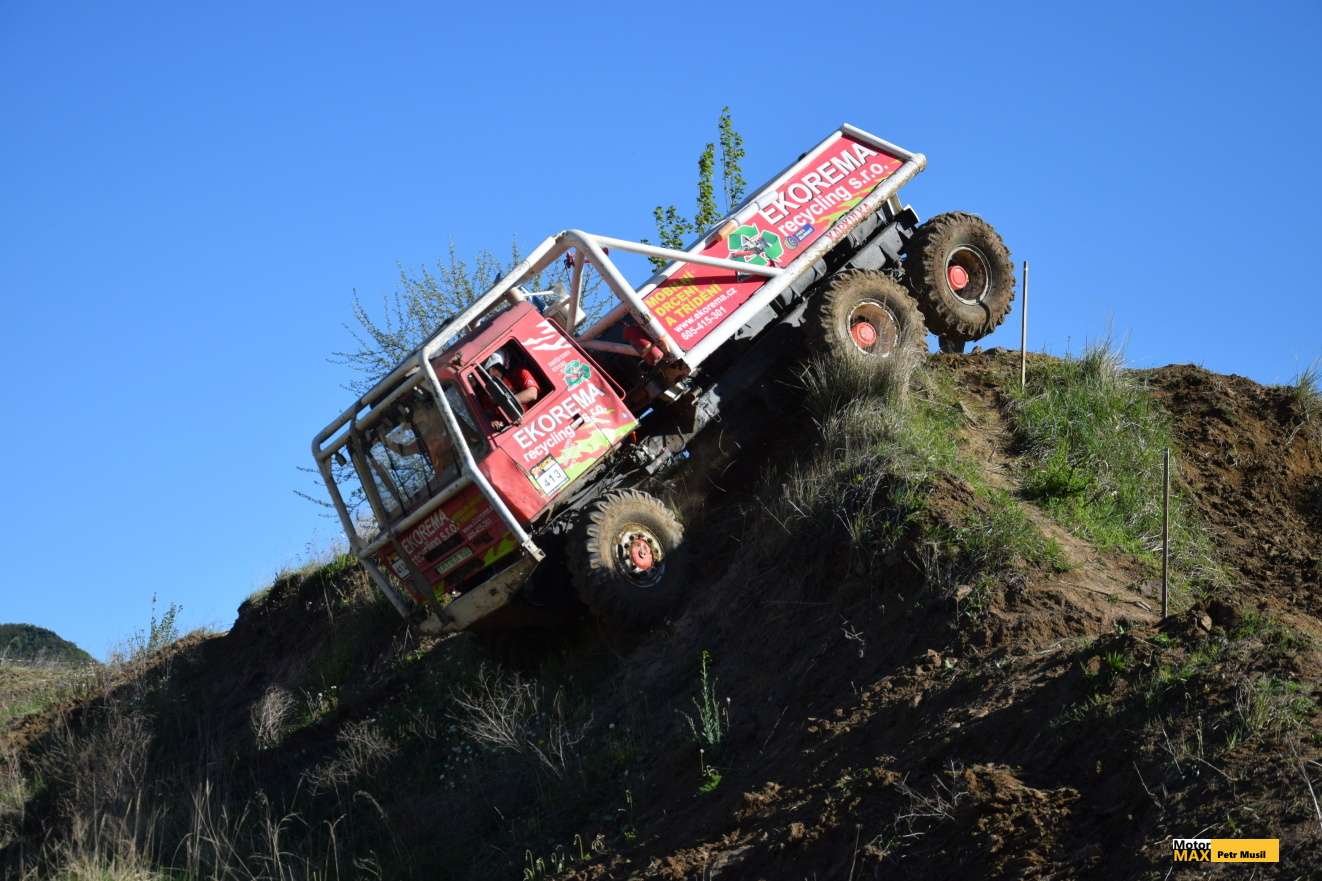 Trucktrial Braňany 2025 a bouda tatry.  Akční video.