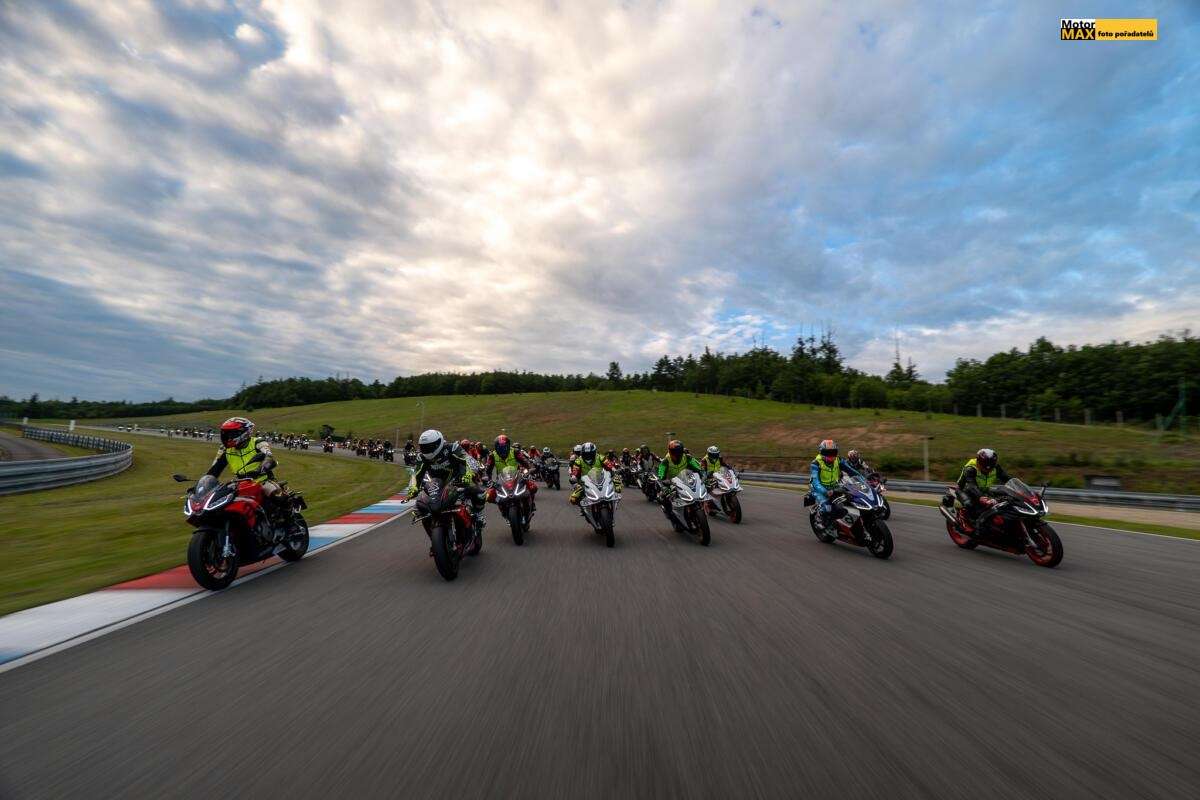 Na rekonstruovaném Automotodromu Brno se opět koná akce A Day.