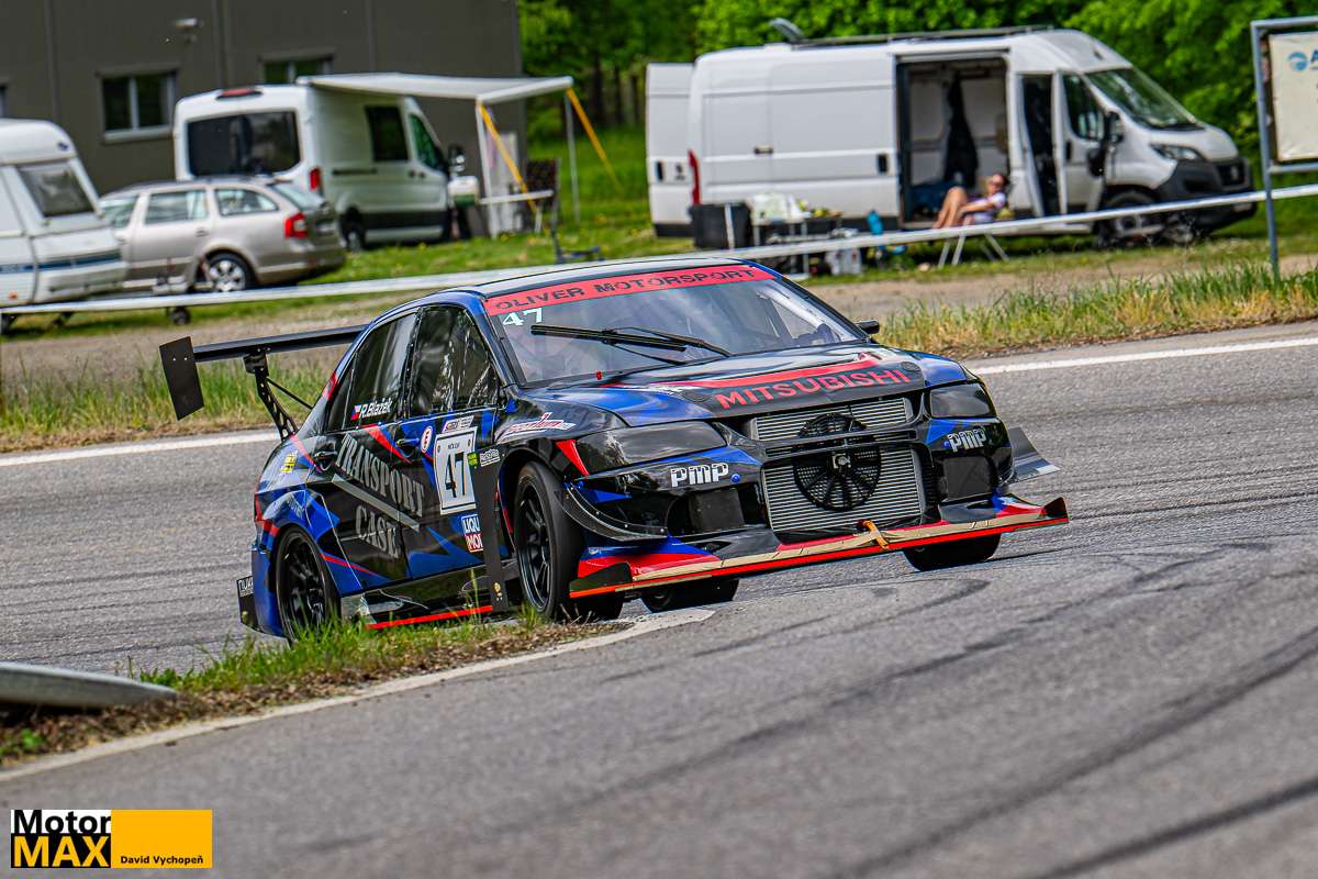 44. ročník Zámeckého vrchu 2025. Fotogalerie Davida Vychopeně.