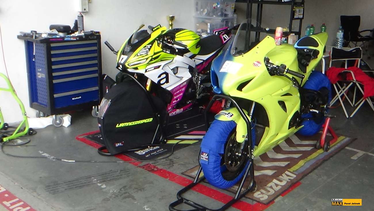 Testování na Masarykově okruhu se po rekonstrukci opět rozjelo. Video.