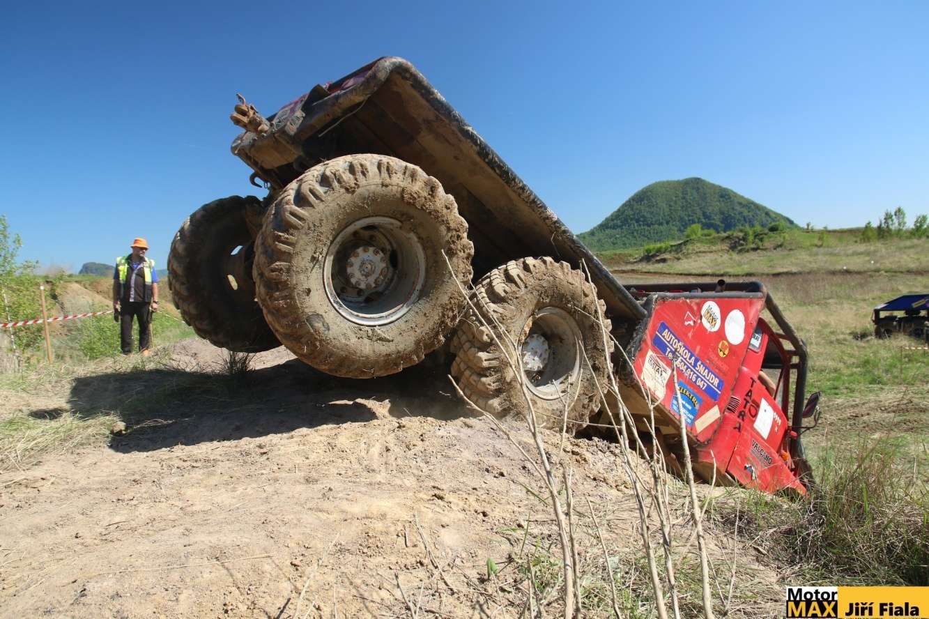 Trucktrial Braňany 2025. Další video.