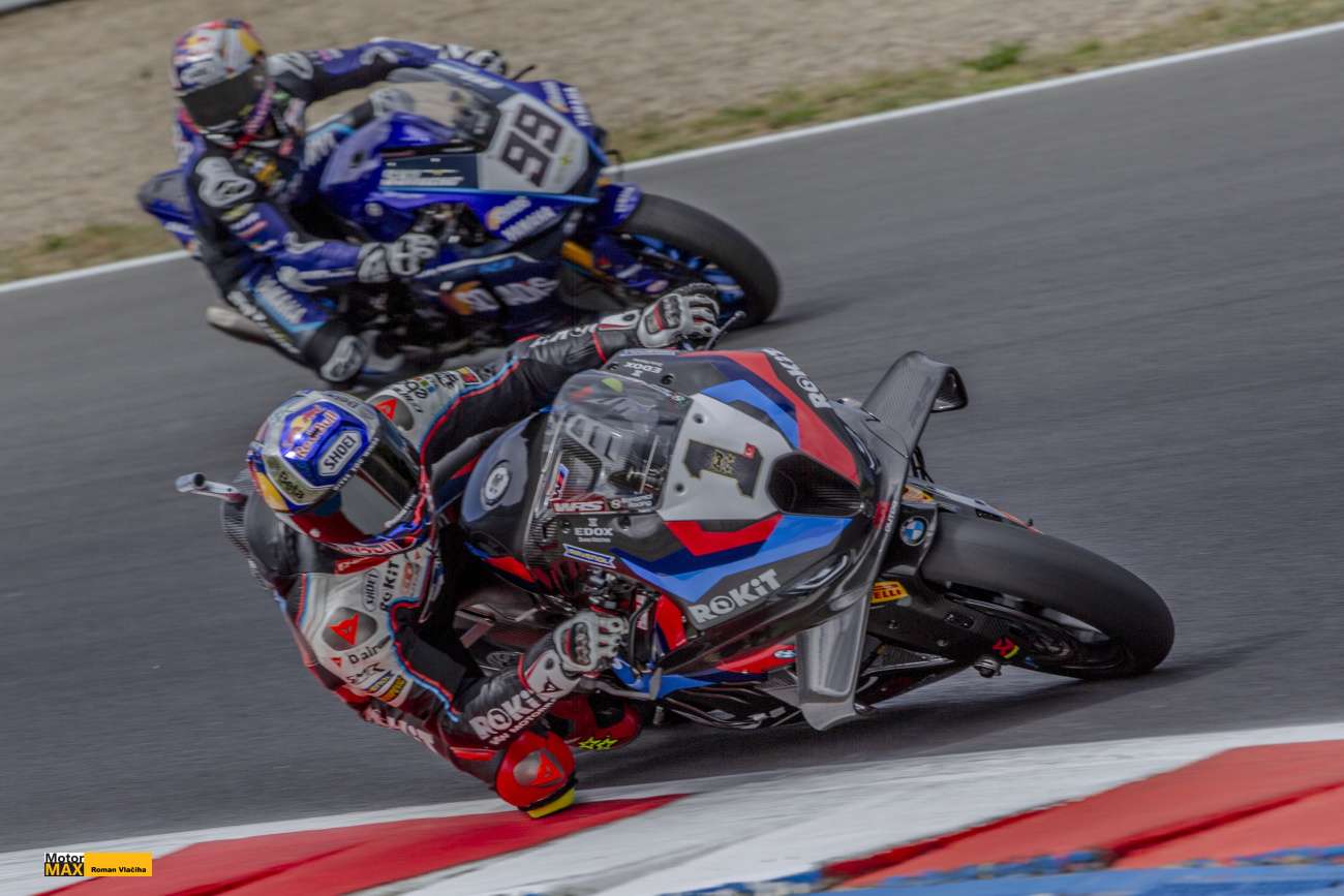 WSBK Most 2025 a páteční tréninky. Fotogalerie Romana Vlačihy.