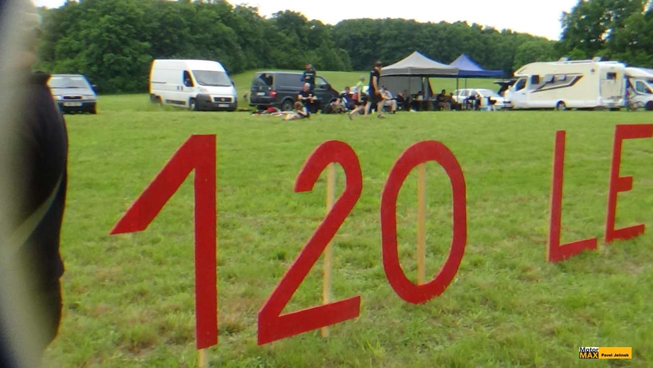 ME do vrchu – ECCE Homo 2025. Fotogalerie Pavla Jelínka.