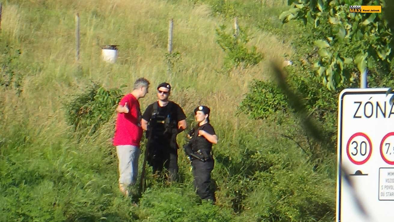 Hustopeče a svérázný občan Starovic…..kontra Policie. Video.