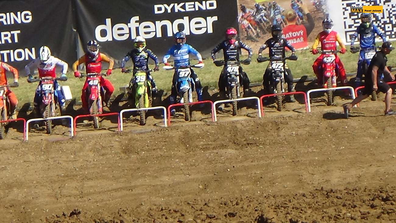 Nedělní MX ve Vranovské rokli – atmosféra akce. Fotogalerie Pavla Jelínka.