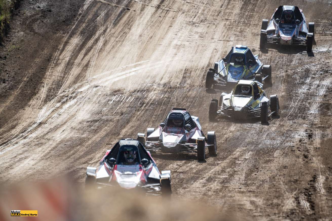 Autokrossové ME Přerov 2025. Fotogalerie Andreje Bárty.