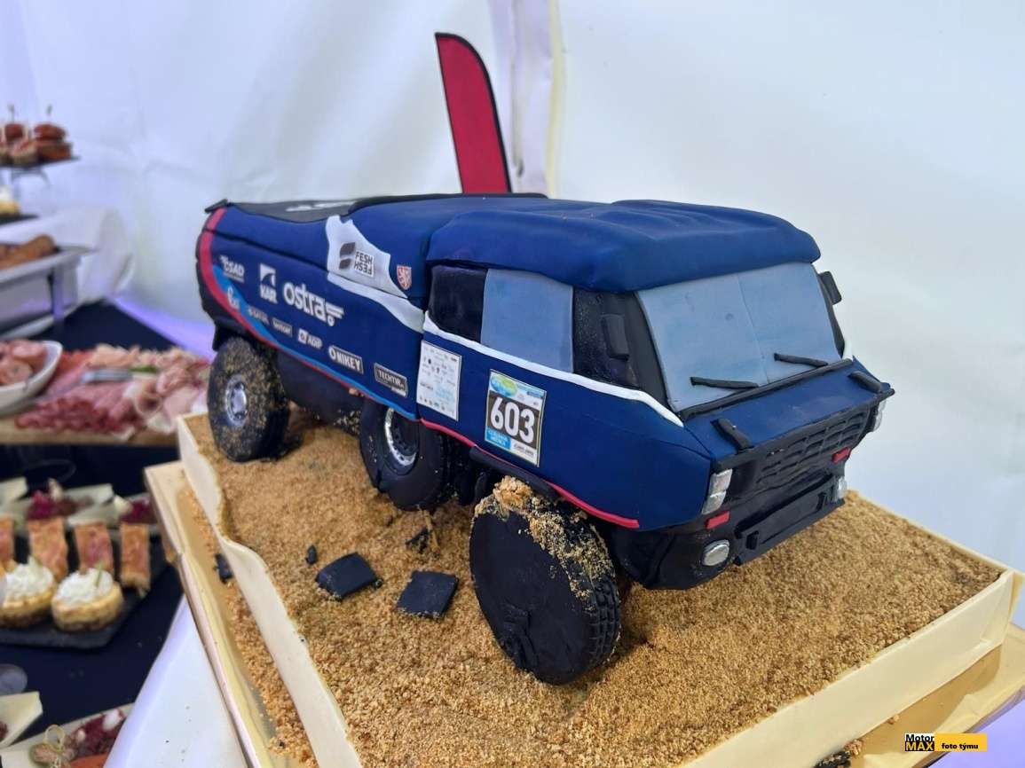 Dakarská OSTRA SHOW i s prezidentem.